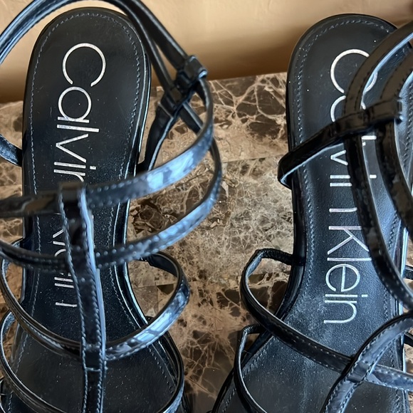Calvin Klein strappy pump - Picture 8 of 8